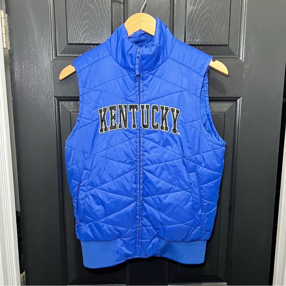 UK Wildcats UK Embroidered Puffy Vest SZ S Colosseum Athletics Zip Up